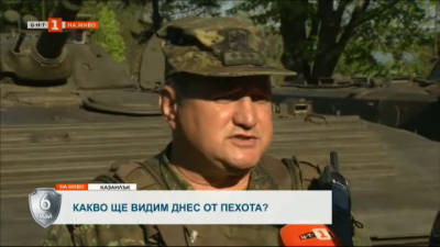 37 военни машини на демонстрацията на сухопътните войски в Казанлък 