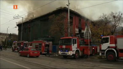 След пожара в сградата на пл. “Възраждане”: Кой контролира спазването на закона