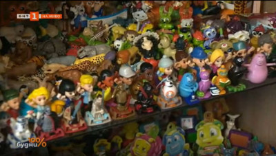 Колекцията от играчки на журналиста Антон Стефанов придоби невиждани размери