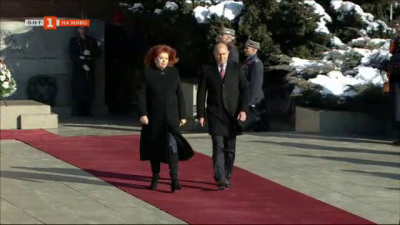 Церемония по встъпването в длъжност за втори мандат на президента Радев и вицепрезидента Йотова