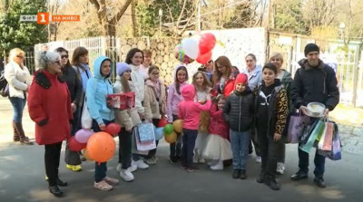 Момиченце от Украйна посрещна 10-ия си рожден ден заедно с любимите си животни