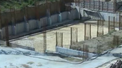 Защо спря строителството на басейна в СУ Васил Левски в Русе