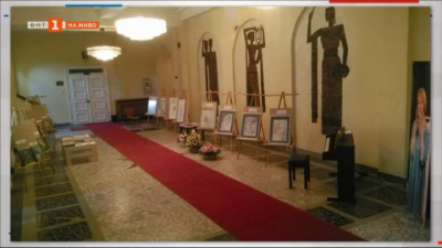 Картините от вълна на кореспондента ни Румяна Стефанова са част от театрални празници Невена Коканова в Ямбол