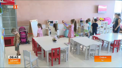 Център във Варна осигурява обучение за украинските деца