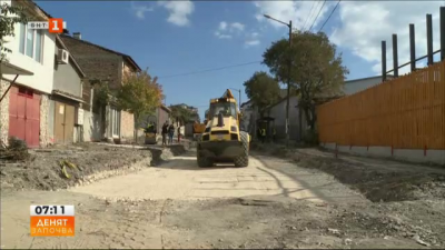 Зрителски сигнал от Варна: Преасфалтират улица без подмяна на подземната инфраструктура