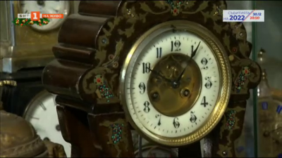 История за времето, което изтича пред очите ни и за колекция от над 1000 часовника