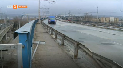 Поредна нередност на пътя застрашава пешеходците във Варна