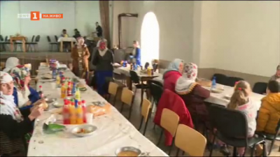 Всеки петък семейство от село Рибново храни цялото село