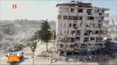 Как продължава животът в Турция месец след земетресенията?
