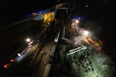 Тежка влакова катастрофа в Гърция – десетки жертви и ранени