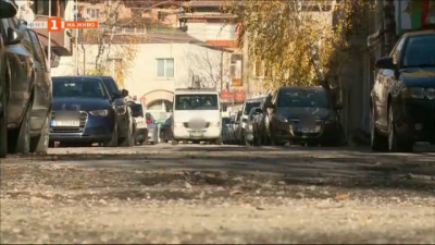 Десетки дупки по улиците на Благоевград