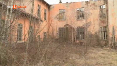Ще има ли парк на мястото на изгорялото училище в село Соволяно