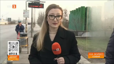 Вандализъм в София: Защо изпочупиха нова автобусна спирка?