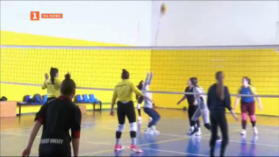 Юношески волейболен отбор с повод за гордост