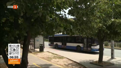 С камери за видеонаблюдение откриха стрелец по автобус във Варна