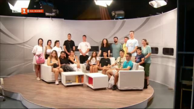 Бъдещи журналисти на гости на телевизионен център Пловдив