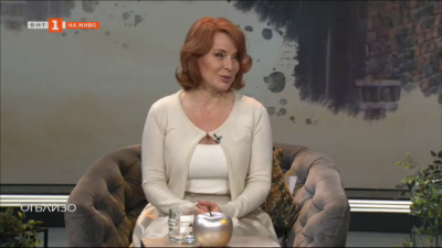 Какво е да обикаляш цяла България в търсене на най-съкровените човешки истории? Разговор с Мира Добрева