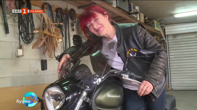 70-годишната Снежка е обичан член на варненския мотоклуб „Братя на вятъра“