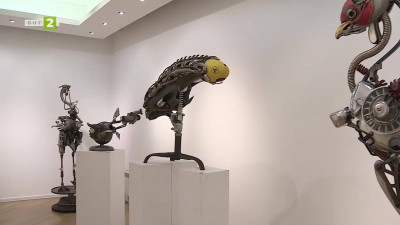 Изложбата Непотребните на Петър Велинов в галерия-книжарница „София-прес“