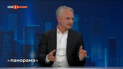 Захари Карабашлиев разказва за България в периода след Втората световна война в новия си роман