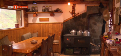 Малка юрта в Паничище - най-добрата хижа на годината. 