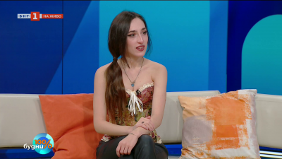 Мария Мирославова - RIA представя новата си песен Отначало