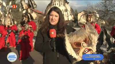 Подготовката за фестивала Сурва