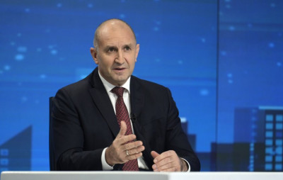 Румен Радев: Партия ще правим след изборите