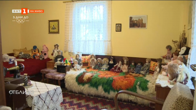 Музей на детството в село Типченица ни връща към игрите на двора и старите предмети с история