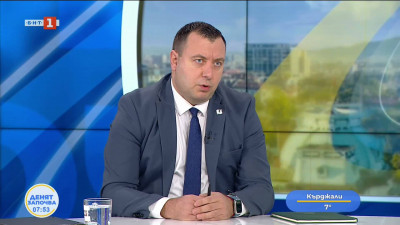 Петър Петров: Няма симпатизант на Радев, който да не желае той да направи коалиция с Възраждане