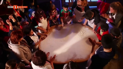 Месенето хляб като общуване, терапия и път към хората