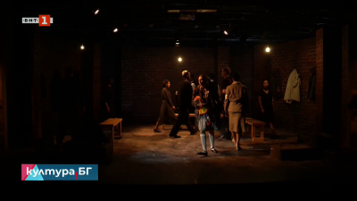 Премиерата на пиесата Nobody Told Me от Люк Албински в Театъра на площада в Йоханесбург