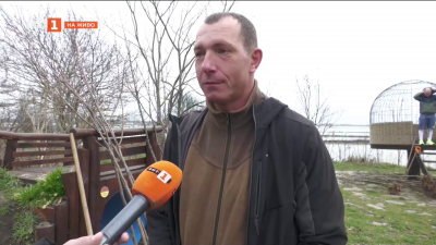 Планински водач отбеляза 50-ия си юбилей като засади гора от 50 дървета