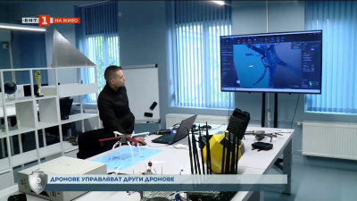 Изкуственият интелект в армията: Дронове управляват други дронове