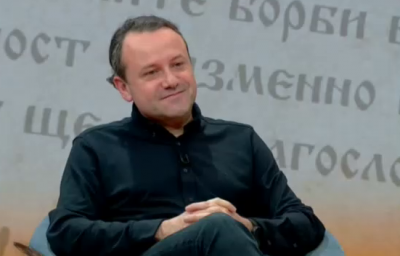 Езикът на сцената и извън нея