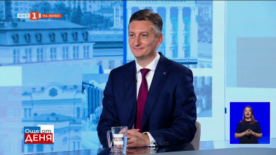 Министър Василев: Прозрачността е най-доброто лекарство срещу корупцията