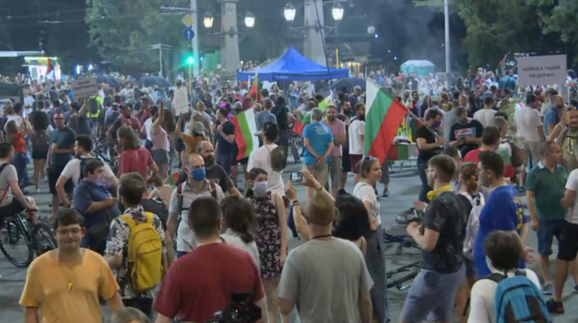 Protests in Bulgaria: Day 23 starts with an arrest
