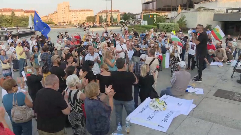 protesters collect signatures impeachment bulgariarsquos president