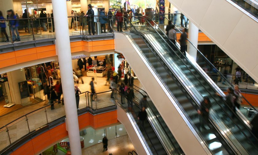 covid sofia bans unaccompanied minors shopping malls