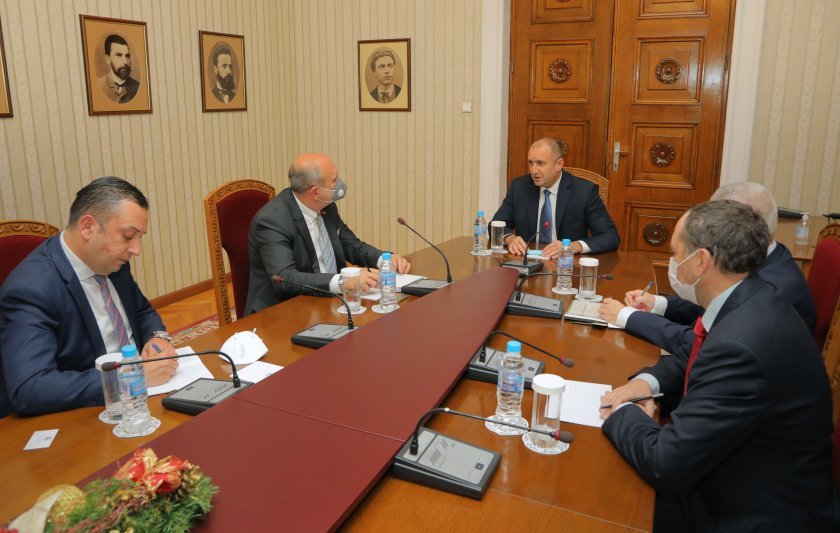 bulgariarsquos president radev met north macedoniarsquos special representative buckovski