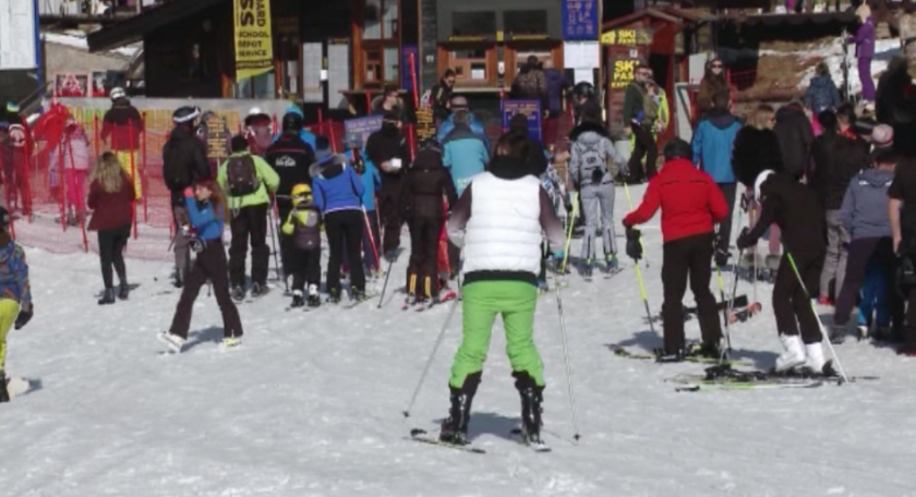 stricter anti epidemic measures bulgariarsquos pamporovo ski resort