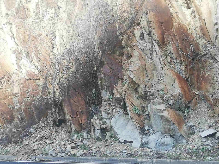 rocks fell road kresna gorge south western bulgaria