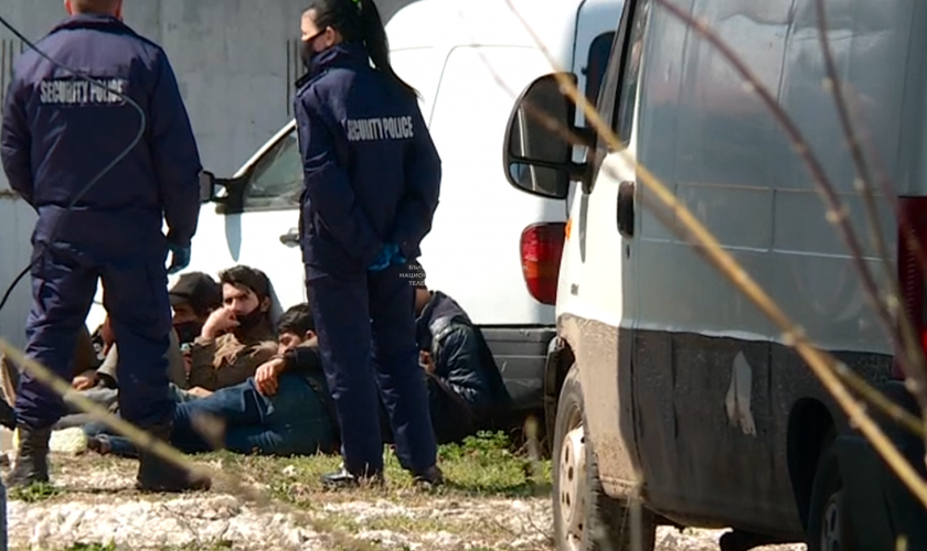 police detains large group illegal migrants near plovdiv