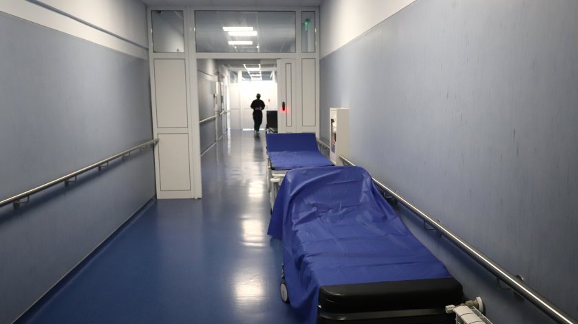 Преструктурират белодробната болница в Русе заради недостиг на легла за COVID болни