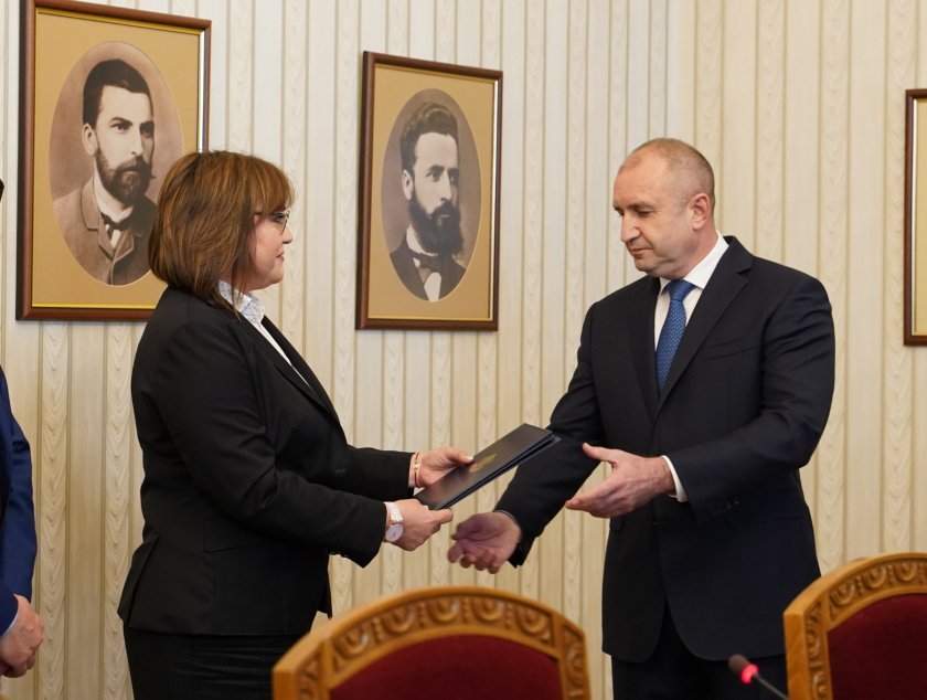 Bulgarian Socialist Party returned the third and final mandate to form a government
