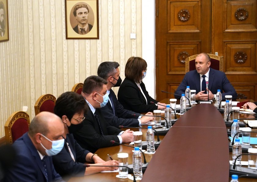 bulgariarsquos president holds consultations parliamentary groups forming new government update