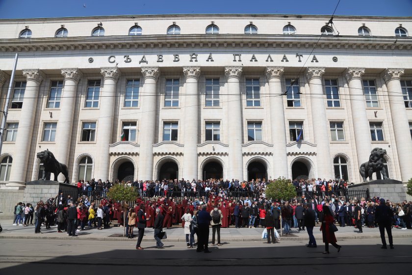 prosecutors staged silent protest against proposed closure specialised courts specialised prosecutorrsquos offices