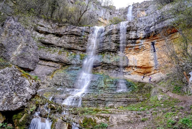 bovska skaklya waterfall pearl iskar gorge gallery