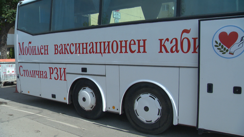 Covid-19: Mobile vaccination bus starts operating in Sofia tomorrow