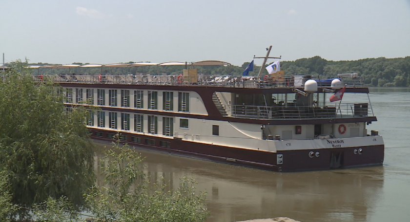 first cruise ship arrives rousse yearrsquos tourist season